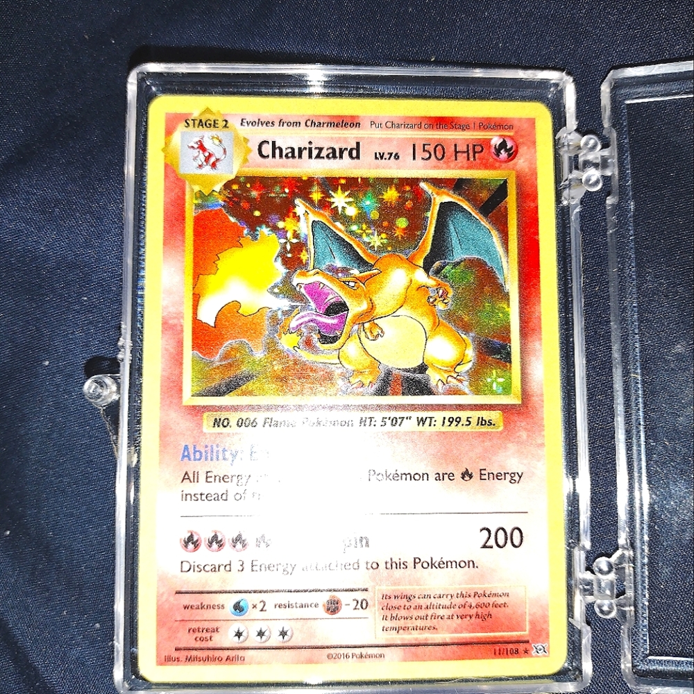 Charizard Pokemon card series 2016